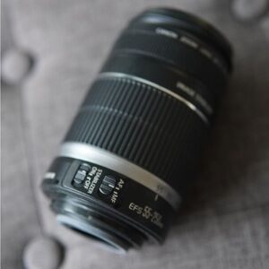 Canon EF-S 55-250mm F4-5.6 STM